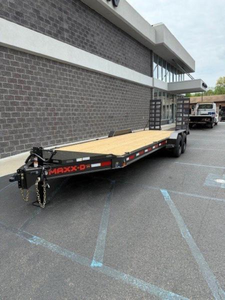 New 2027 MAXX-D EHX8322 Equipment Trailer