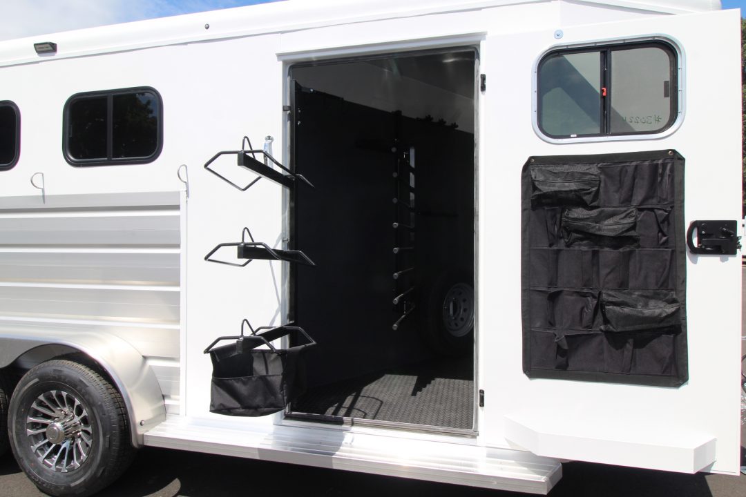 New 2027 Trails West Sierra II w/ Mangers - Extra Tall - Escape Door - 1ft added to tack room