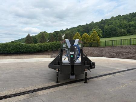 New Diamond C 30' FMAX210SS Gooseneck w/Max Ramps