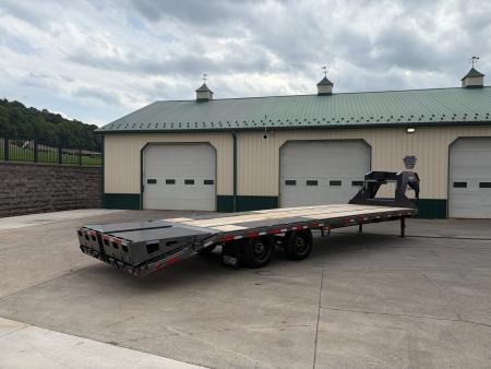 New Diamond C 30' FMAX210SS Gooseneck w/Max Ramps