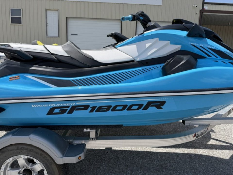 Used 2022 Yamaha WaveRunner FX SVHO & GP 1800 R PWC (Personal Watercraft)