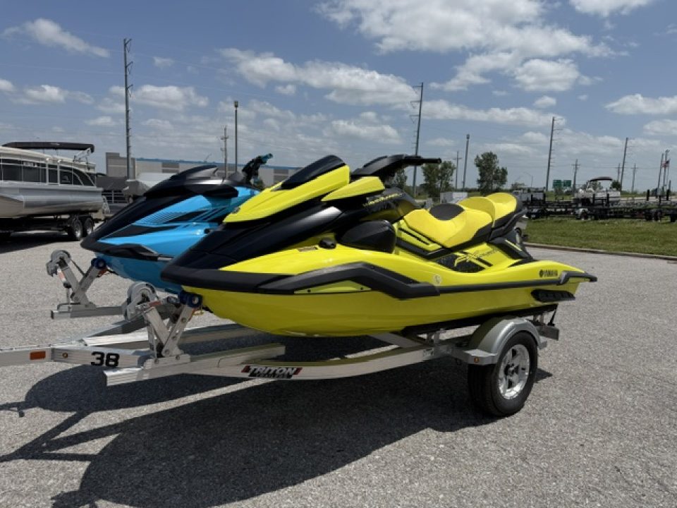 Used 2022 Yamaha WaveRunner FX SVHO & GP 1800 R PWC (Personal Watercraft)
