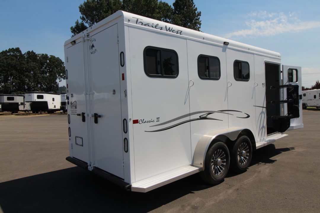 New 2027 Trails West Classic II Warmblood W/ Lined & Insulated Roof - 3 Horse Trailer