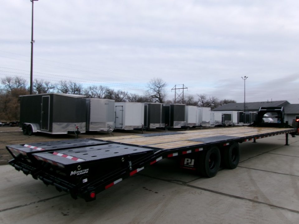New 2026 PJ Trailers LDQ40D2HSWK-BYSC-JA06 Flatbed Trailer