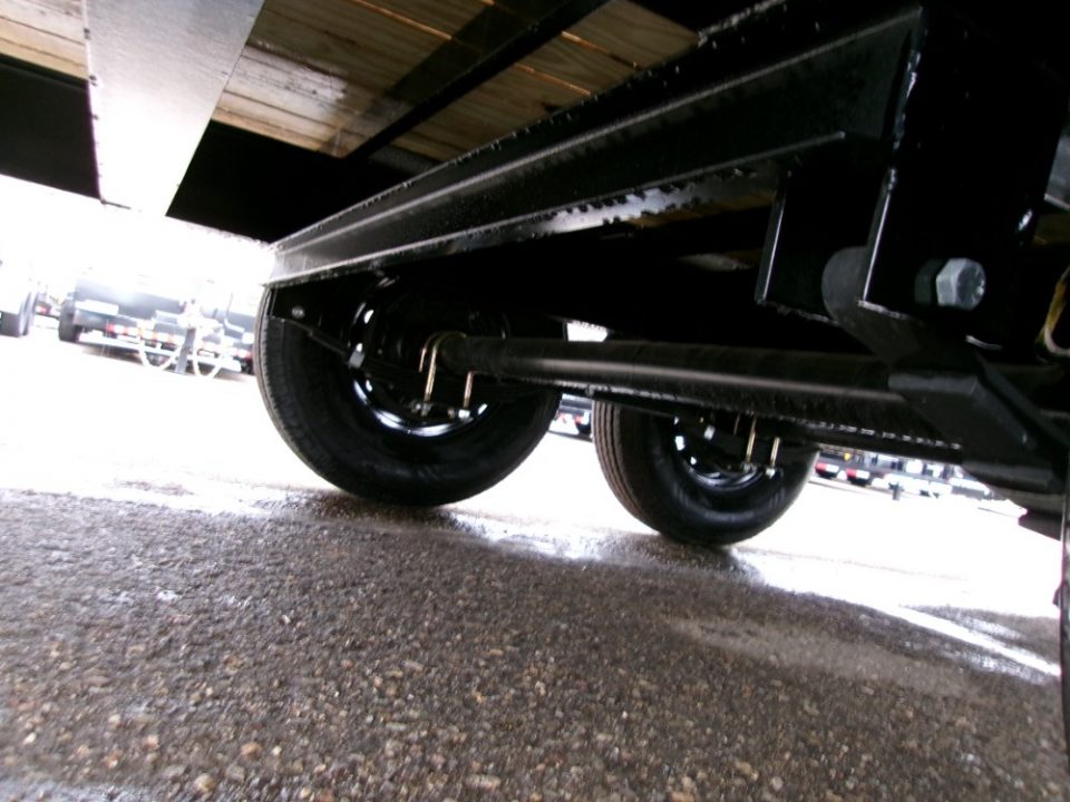 New 2026 PJ Trailers F8J2072BSSK Deckover Trailer