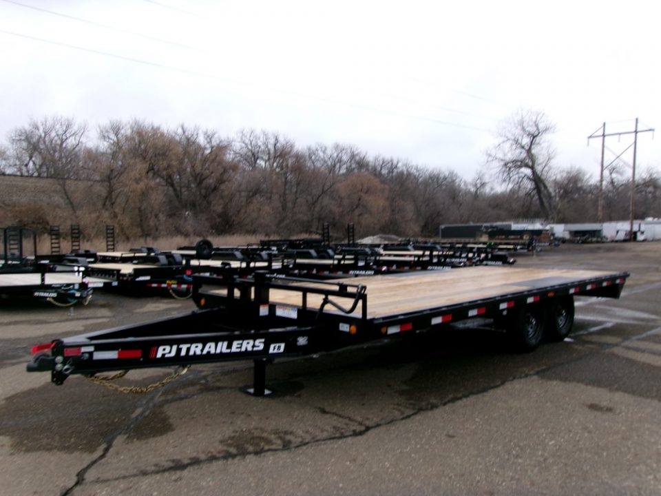New 2026 PJ Trailers F8J2072BSSK Deckover Trailer