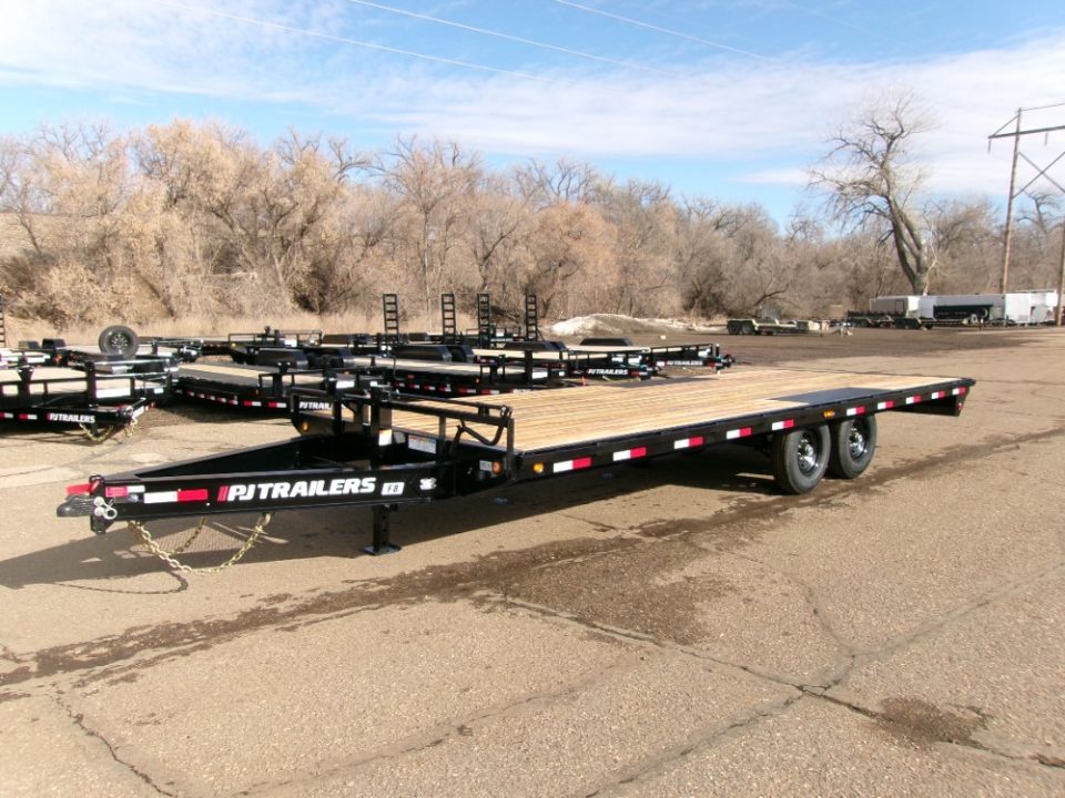 New 2026 PJ Trailers F8J2272BSSK Deckover Trailer