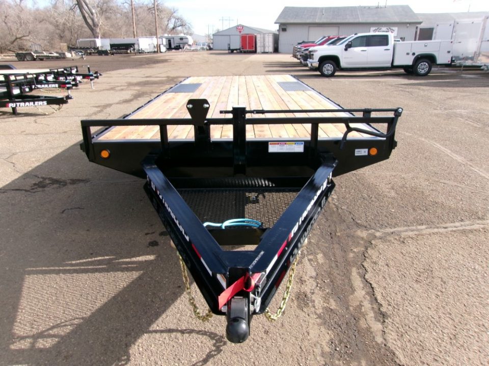 New 2026 PJ Trailers F8J2272BSSK Deckover Trailer