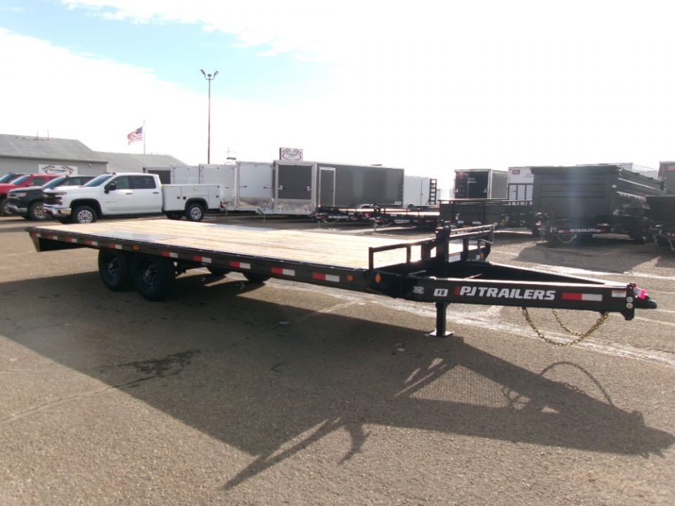 New 2026 PJ Trailers F8J2272BSSK Deckover Trailer