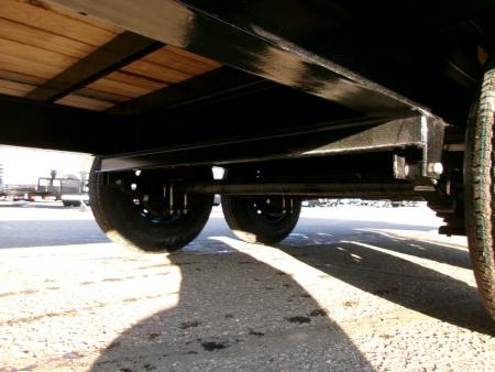 New 2026 PJ Trailers F8J2272BSYK Deckover Trailer