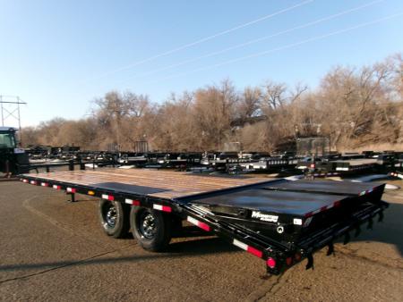 New 2026 PJ Trailers F8J2272BSYK Deckover Trailer
