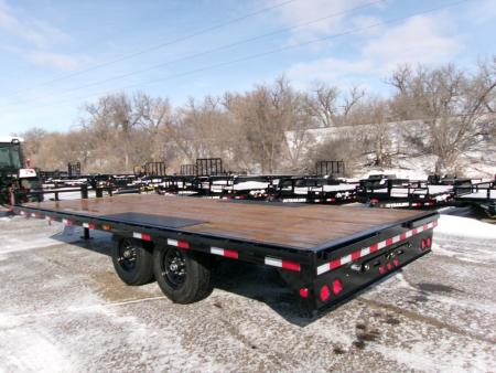 New 2026 PJ Trailers F8J2072BSSK Deckover Trailer