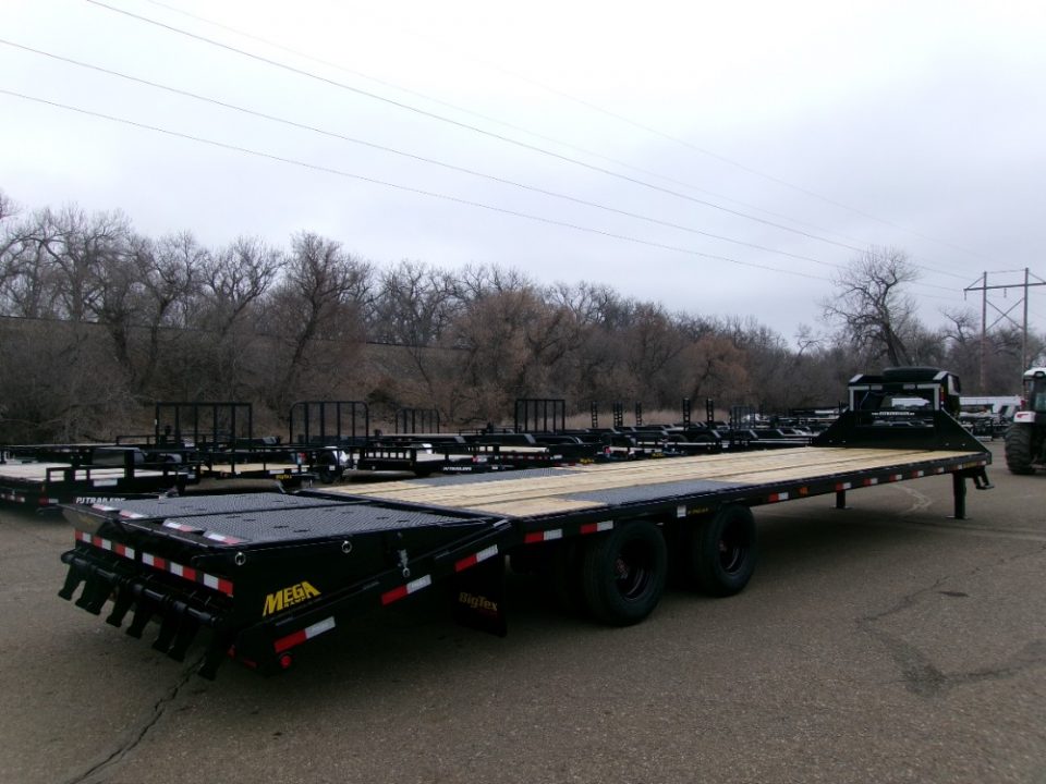 New 2026 Big Tex Trailers 22GN-33D5A-MRBK Flatbed Trailer