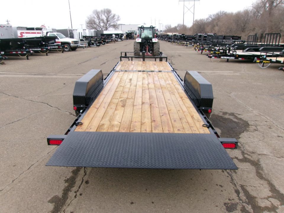 New 2026 PJ Trailers T6J2472BTTK Equipment Trailer