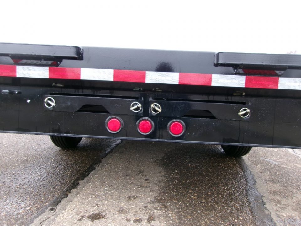 New 2026 PJ Trailers F8J1672BSSK Deckover Trailer