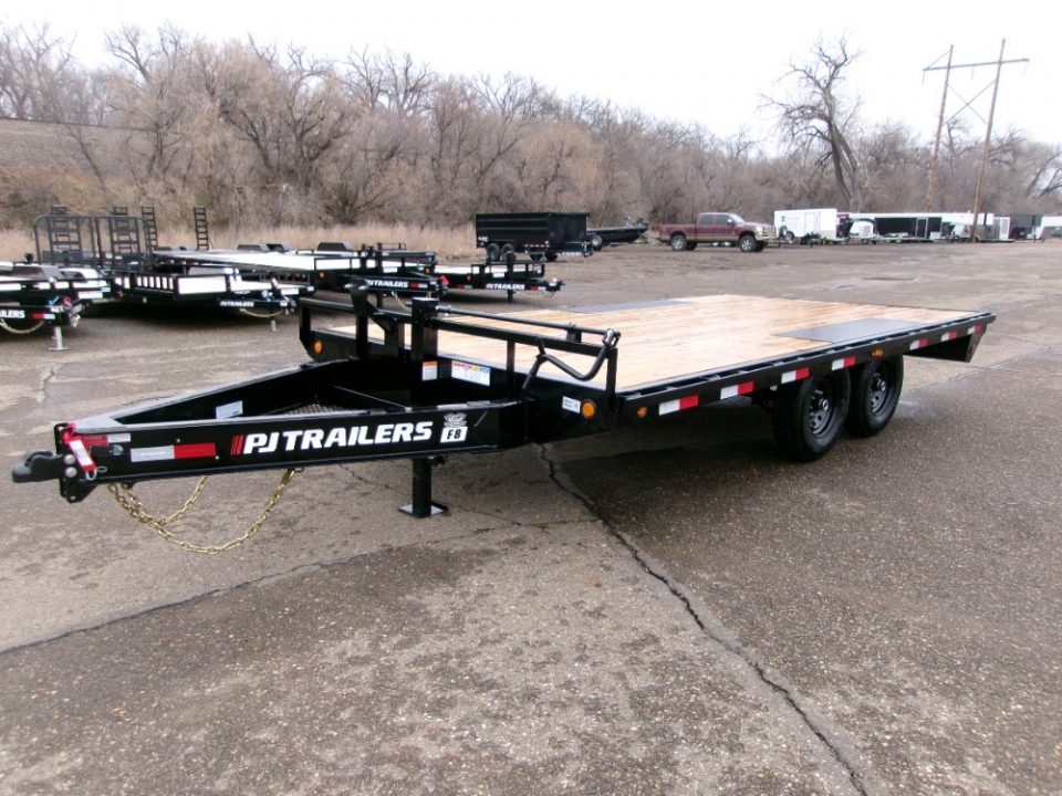 New 2026 PJ Trailers F8J1672BSSK Deckover Trailer