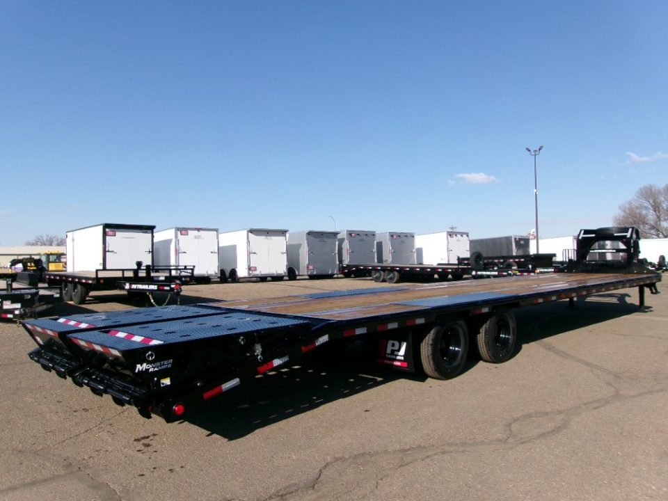 New 2026 PJ Trailers LDQ40D2BSWK-BYSC-JA06 Flatbed Trailer