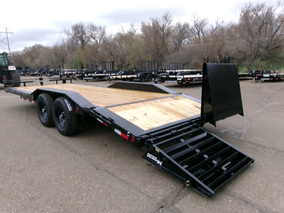 New 2026 PJ Trailers B6J2272BS5K Car Hauler