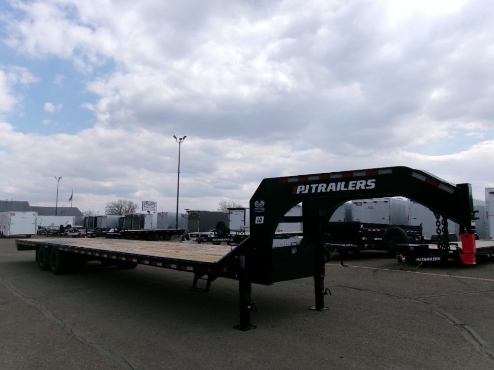 New 2026 PJ Trailers LDQ40D2BSSK-JA01 Flatbed Trailer