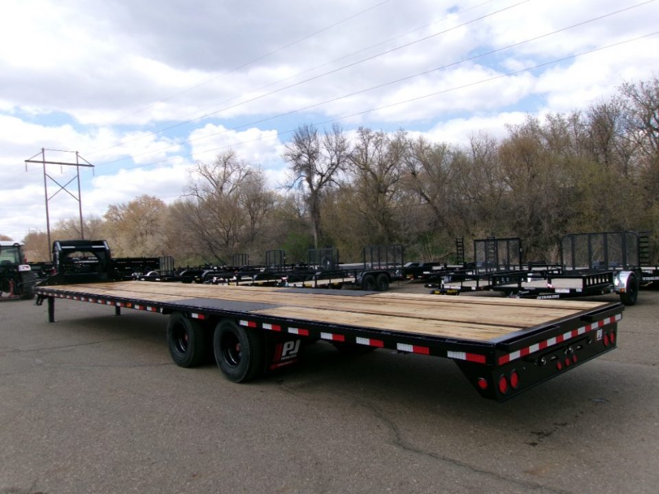 New 2026 PJ Trailers LDQ40D2BSSK-JA01 Flatbed Trailer