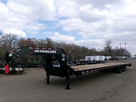 New 2026 PJ Trailers LDQ40D2BSSK-JA01 Flatbed Trailer