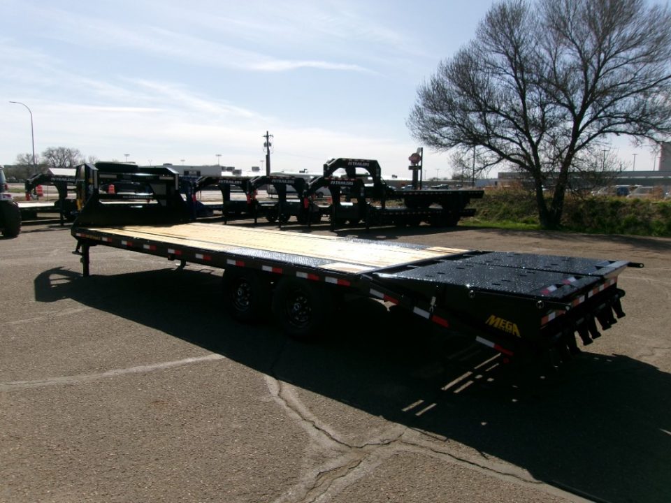 New 2026 Big Tex Trailers 14GN-25D5A-MRBK Equipment Trailer