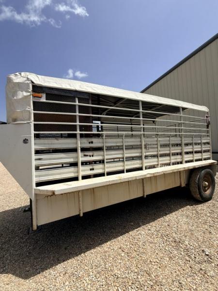 Used 2015 Diamond T 14’ Stock Stock / Stock Combo Trailer