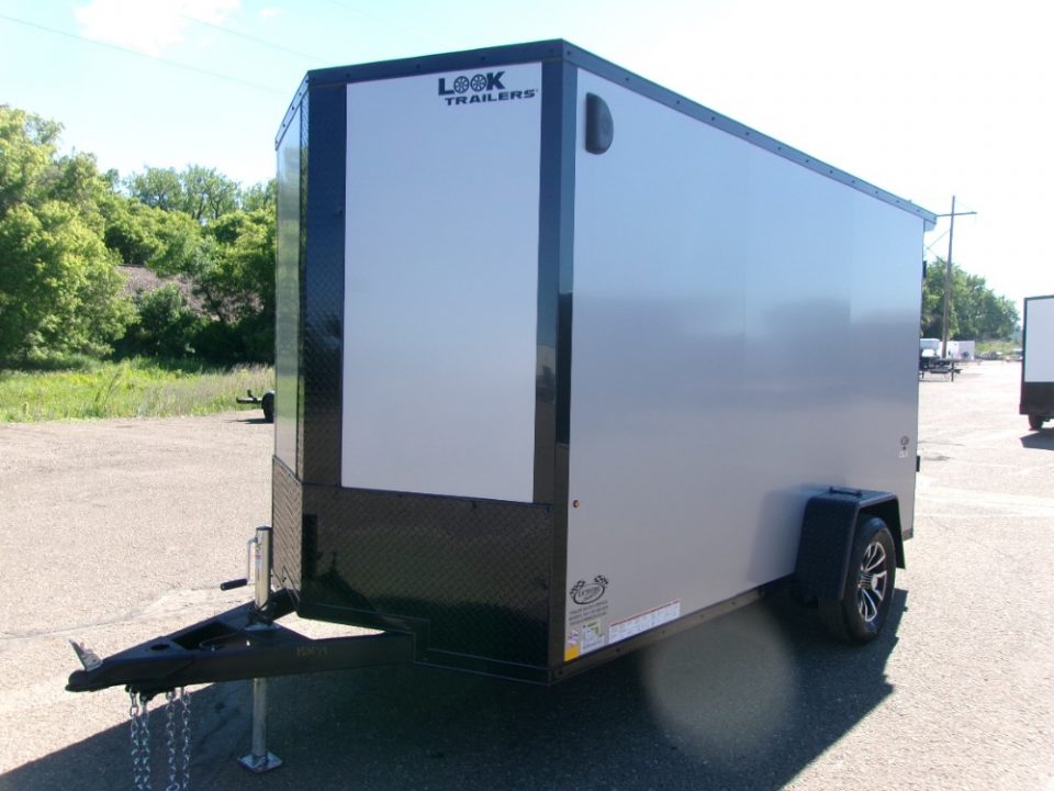New 2026 Look Trailers 6X12 ST DLX FLAT TOP V NOSE 3K Cargo / Enclosed Trailer