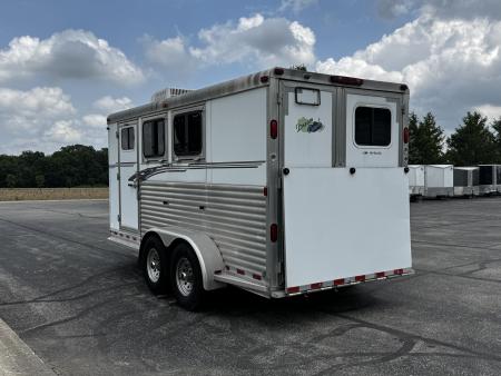 Consignment 2007 Dream Coach 3H Slant BP Horse Trailer w/ Dressing Room