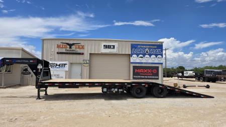 New 2026 Load Trail GL 102  x 32' Tandem Low-Pro Gooseneck w/Hyd. Dove