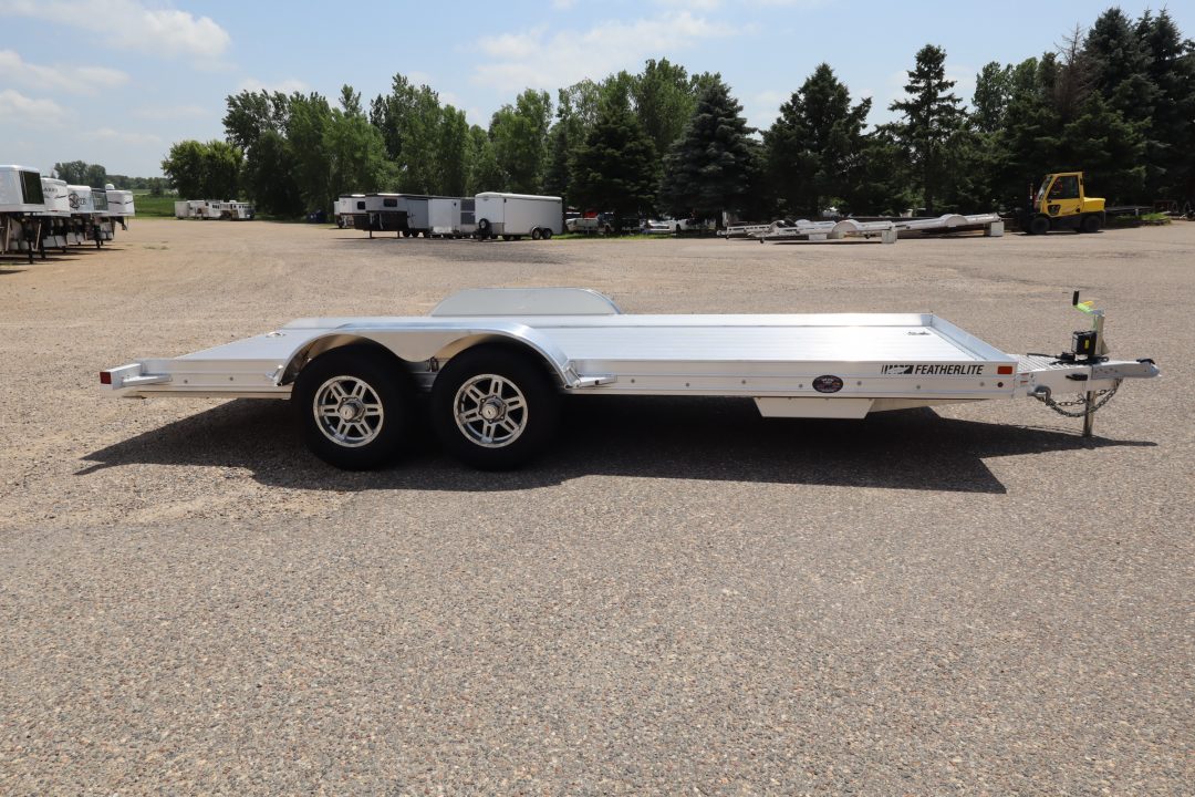 New 2026 Featherlite Trailers 3110 17.5' Car / Racing Trailer