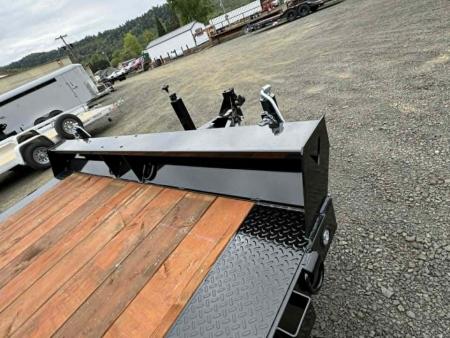 New CAR HAULER 2026 VERSATILE HD720 7X20 ROCK CRAWLER DRIVE OVER FENDERS DOVETAIL 10,000 GVWR TRAILER BLACK