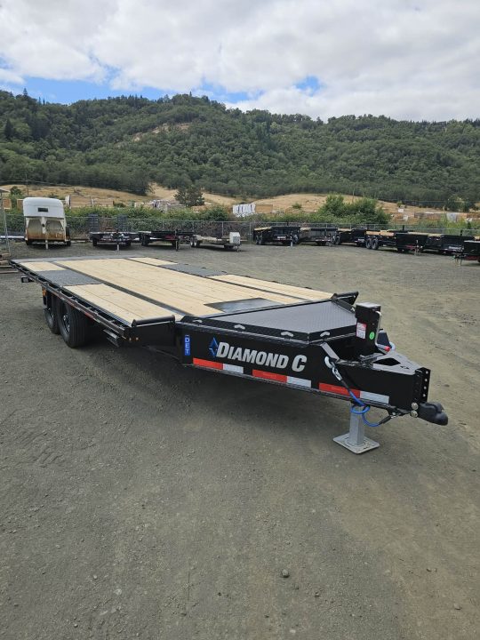 New DECKOVER 2026 Diamond C Trailers DET207 20' X 102" 15,500 GVWR FULL TILT BLUETOOTH ONYX BLACK