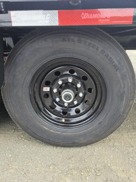 New DECKOVER 2026 Diamond C Trailers DET207 20' X 102" 15,500 GVWR FULL TILT BLUETOOTH ONYX BLACK