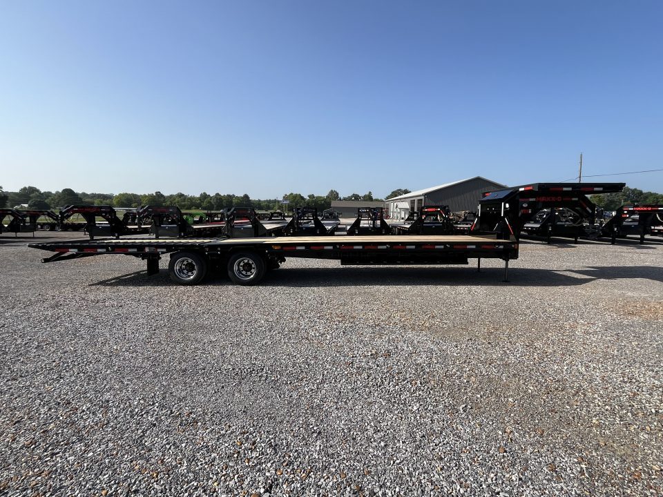 New 2027 MAXXD Hydraulic Dovetail Gooseneck Trailer | 34' x 102' 30K GVWR