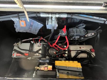 New 2027 MAXXD Hydraulic Dovetail Gooseneck Trailer | 34' x 102' 30K GVWR