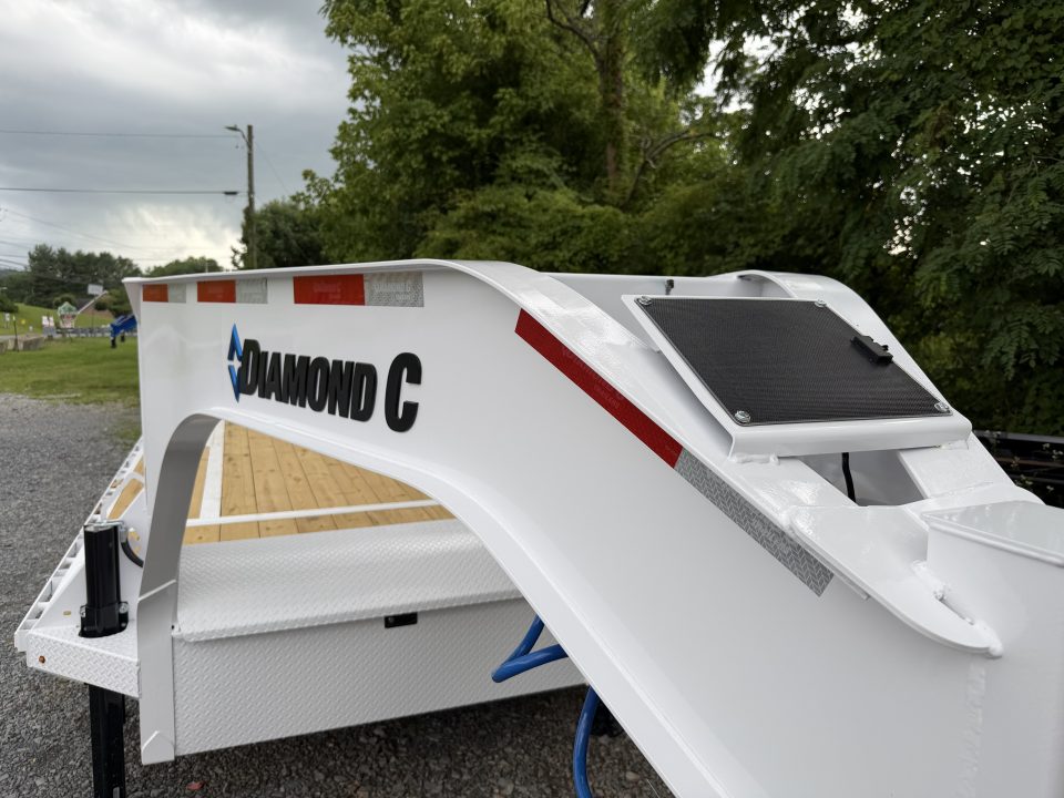 New 2026 Diamond C DET210 Tilt Trailer 102”X24’ SOLAR CHARGER HYDRO JACKS & WIRELESS REMOTE