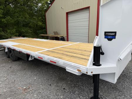 New 2026 Diamond C DET210 Tilt Trailer 102”X26’ HYDRO JACKS SOLAR CHARGER & WIRELESS REMOTE