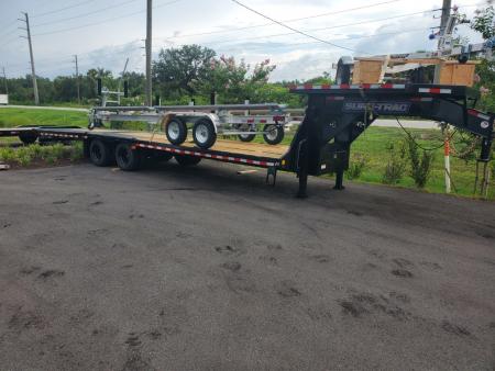 New 2026 Sure-Trac 8.5X32 GN DECKOVER 30000 LB GVWR HYDROTAIL Deckover Trailer WITH DUAL HYDRAULIC JACKS, TOOL BOXES, 17.5  WHEELS, 18 PLY TIRES, LOAD LIGHTS, WINCH MOUNT, REAR 10FT HYDRAULIC TAIL