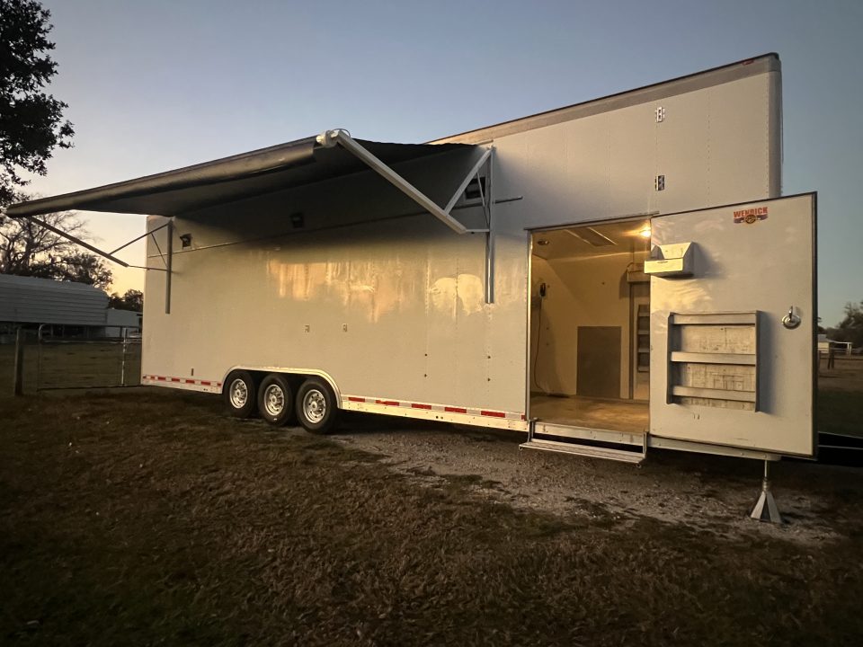 Used 2004 Goldrush 32' Aluminum Stacker Trailer