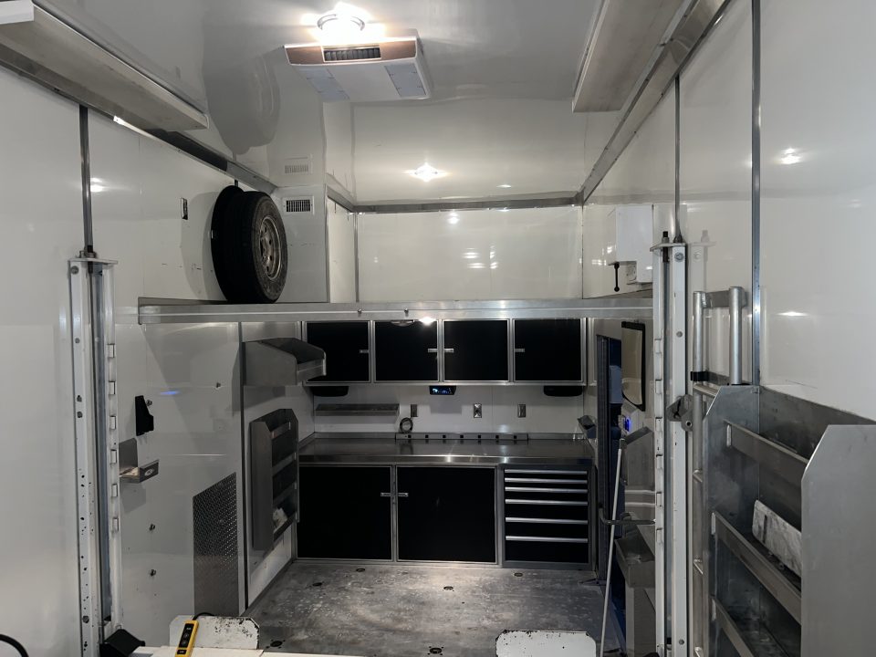 Used 2004 Goldrush 32' Aluminum Stacker Trailer