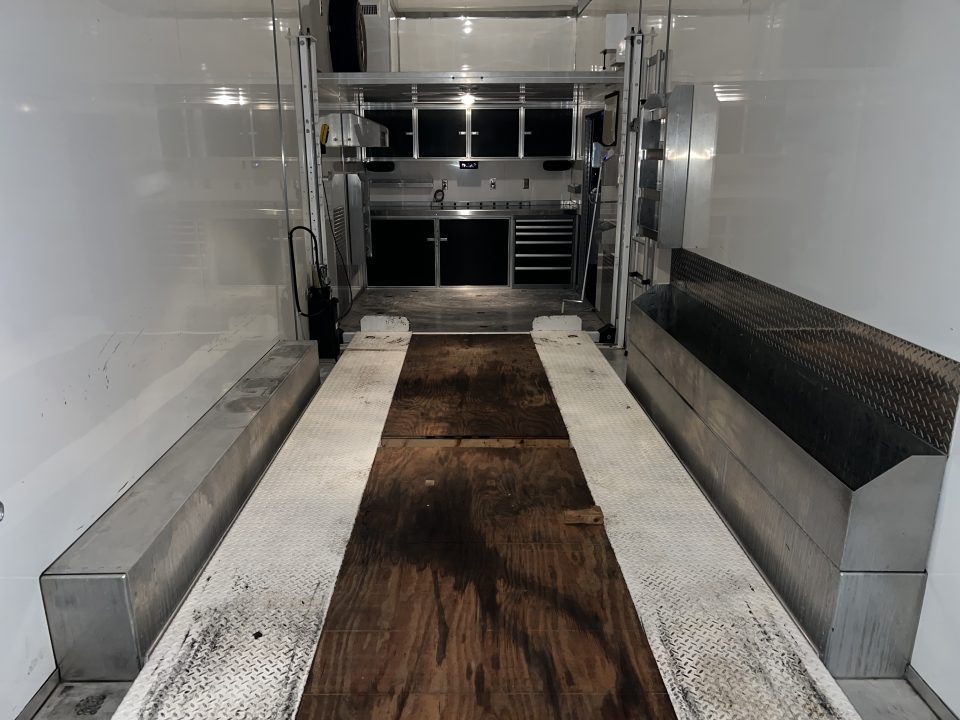 Used 2004 Goldrush 32' Aluminum Stacker Trailer