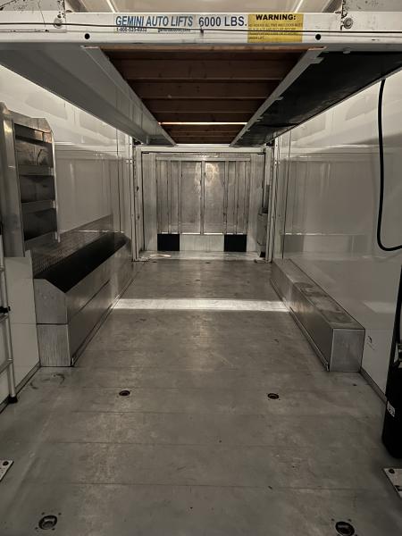 Used 2004 Goldrush 32' Aluminum Stacker Trailer