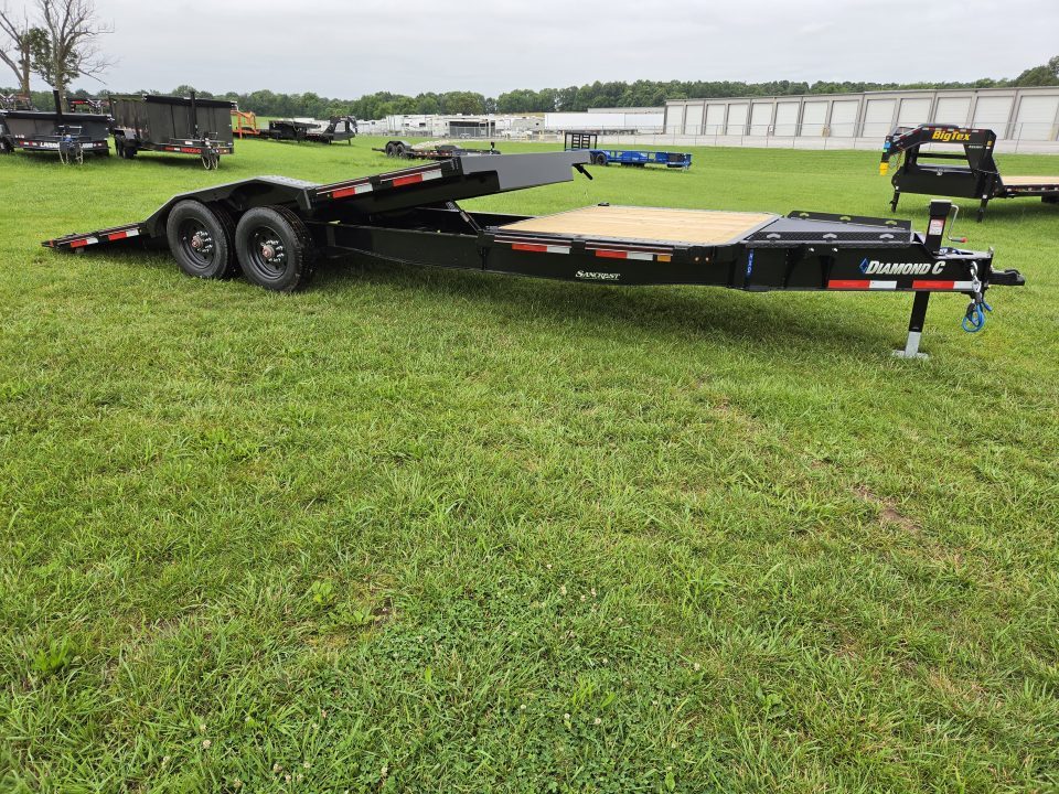 New 2026 Diamond C 102X24 TANDEM 23K TILT W/PRO TILT DECK 6' STATIONARY & 15K 2 SPEED JACK