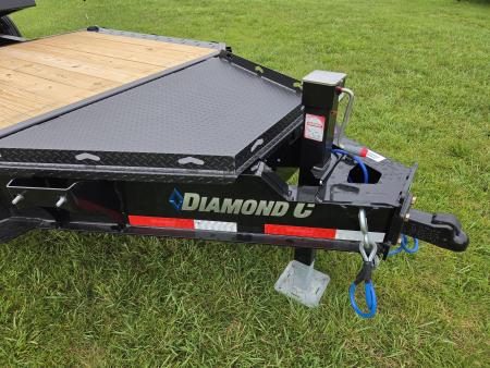 New 2026 Diamond C 102X24 TANDEM 23K TILT W/PRO TILT DECK 6' STATIONARY & 15K 2 SPEED JACK