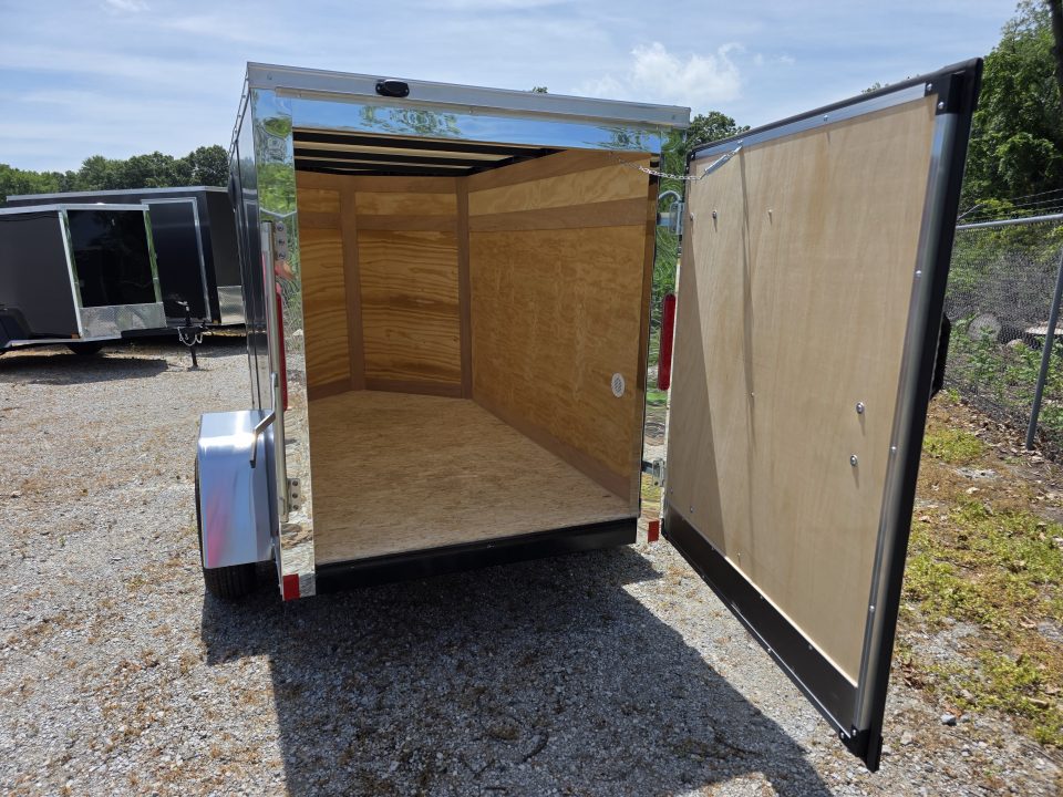 New 2026 Cross Trailers 5X8 screwless CARGO ENCLOSED TRAILER 5 X 8 Cargo / Enclosed Trailer