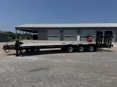 Used 2025 Behnke 102"x33' 25 TON Pintle Hitch Trailer *AIR RAMPS*