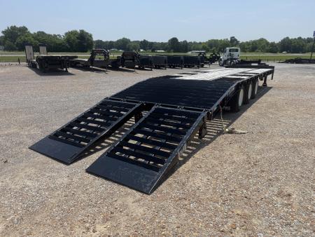 Used 2025 Behnke 102"x33' 25 TON Pintle Hitch Trailer *AIR RAMPS*