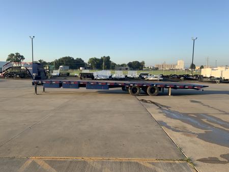 Used 2022 Diamond C Trailers FMAX 216 102 x 38 Hydraulic Dovetail