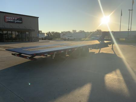 Used 2022 Diamond C Trailers FMAX 216 102 x 38 Hydraulic Dovetail